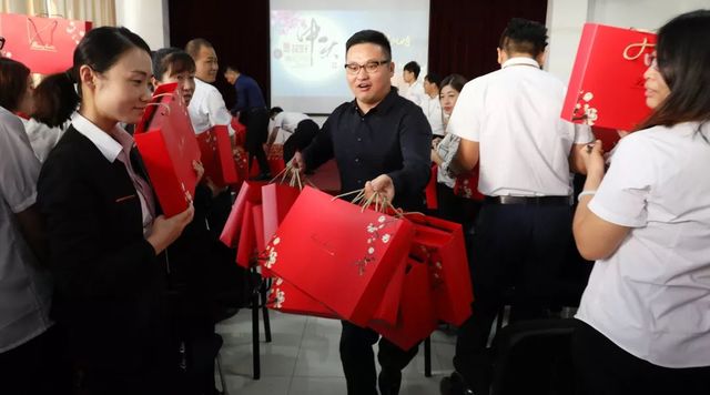 乾港集團(tuán)中秋主題活動(dòng)